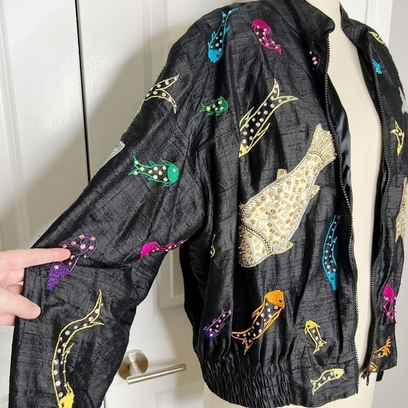Vintage JA Resort Embroidered Black Silk Bomber Jacket Fish Sequins Sz Medium - Picture 7 of 8